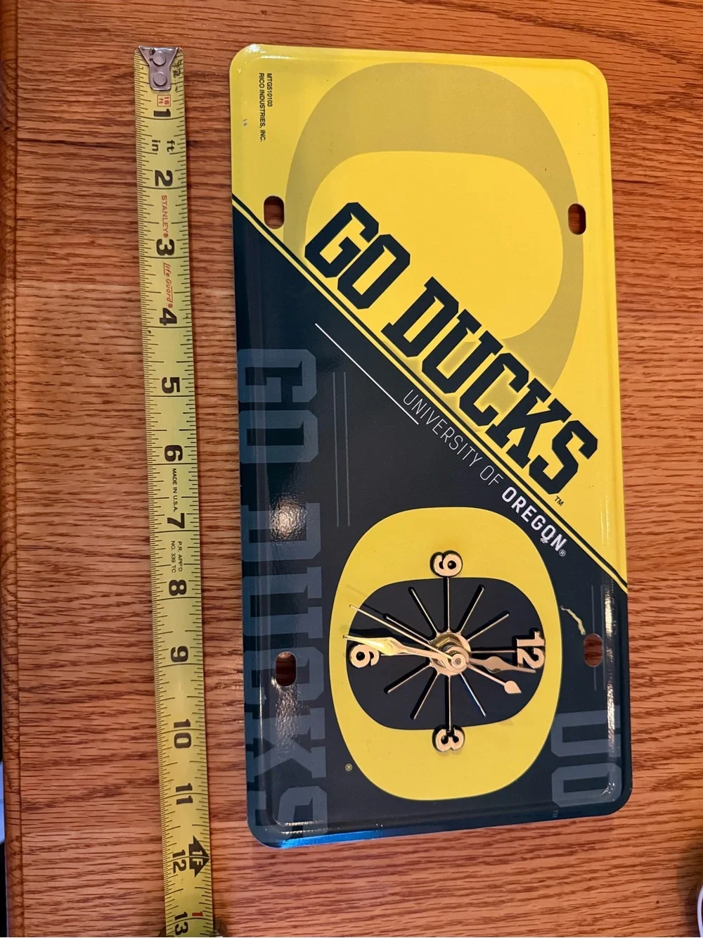 Go Ducks Yellow & Green License Plate Clock Oregon Ducks